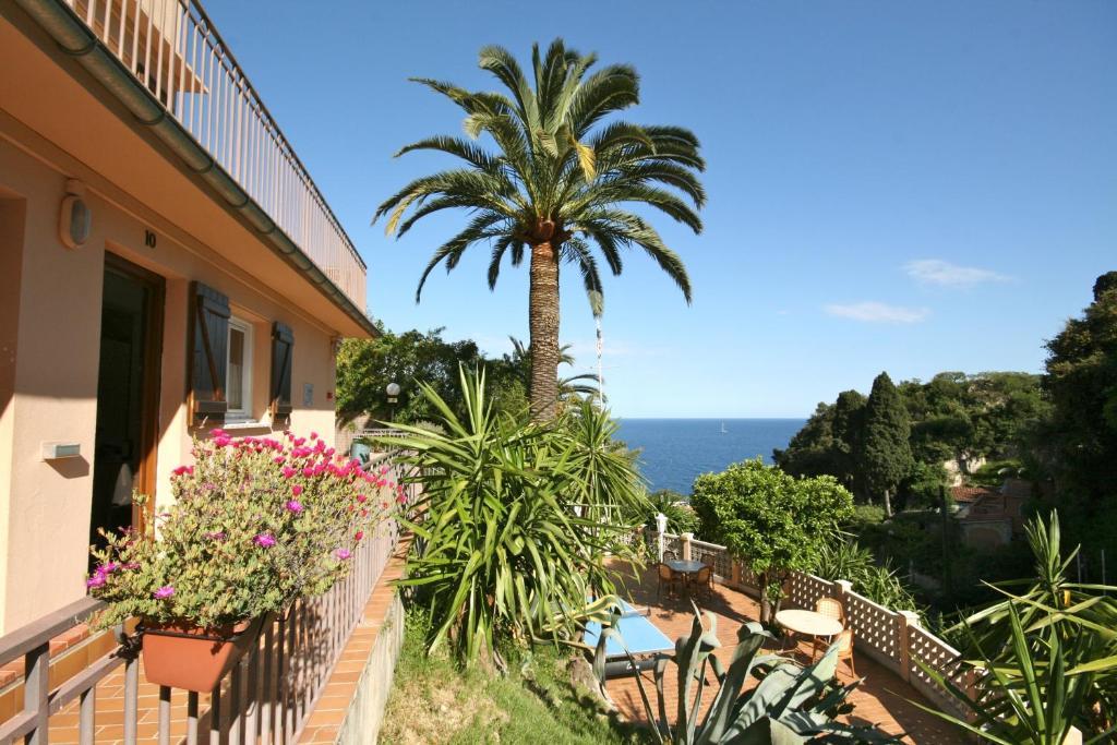 Auberge De L'Europeエズ エクステリア 写真
